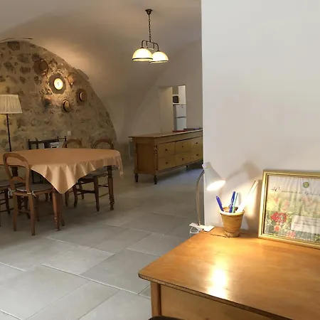 La Maison De Marie Montpeyroux (Herault)