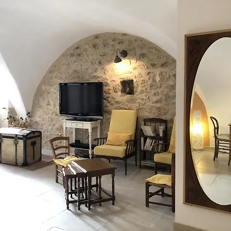 La Maison De Marie * Montpeyroux (Herault)